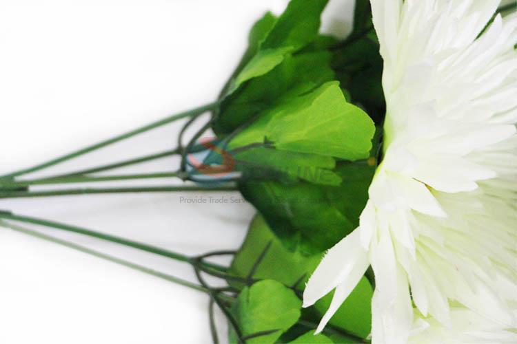 A Bunch of White Fake Flower for Wedding Party Decoration