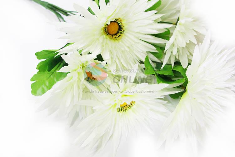 A Bunch of White Fake Flower for Wedding Party Decoration