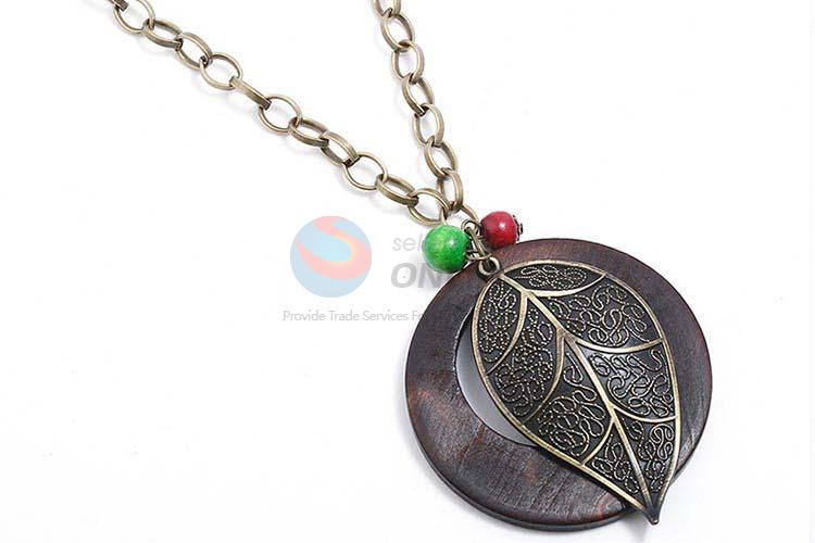 Fancy cheap vintage alloy pendant wooden necklaces