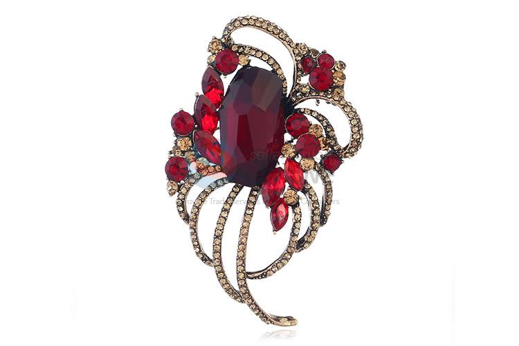 Beautiful premium quality alloy brooch