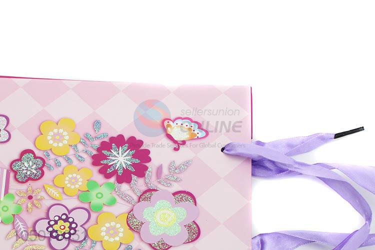 Factory supply delicate flower paper gift bag with handle