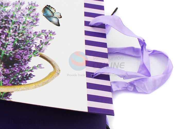 Good quality recycled paper shopping gift bag with handle