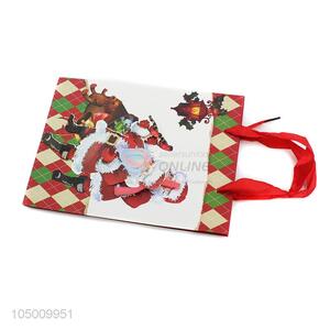 Wholesale premium quality Chrismtas pattern paper gift bag with handle