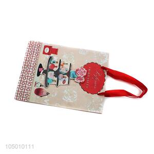 Customized wholesale birthday paper gift bag with handle