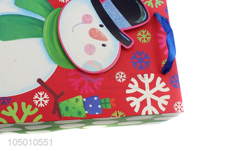 Customized wholesale Chrismtas pattern paper gift bag with handle