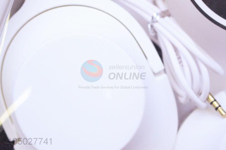 Reasonable Price White Color Bass Sound Earphone Volume Control Headphone