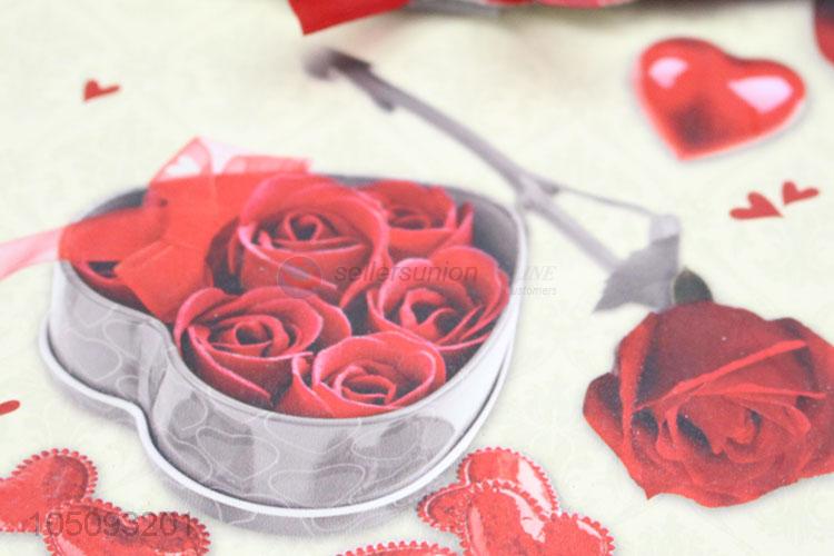 New Arrival Wholesale Graceful Red Rose Pattern Paper Gift Bag for Wedding Party