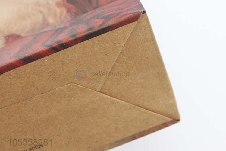 Made in China Christmas kraft paper shopping bag gift bag with handle