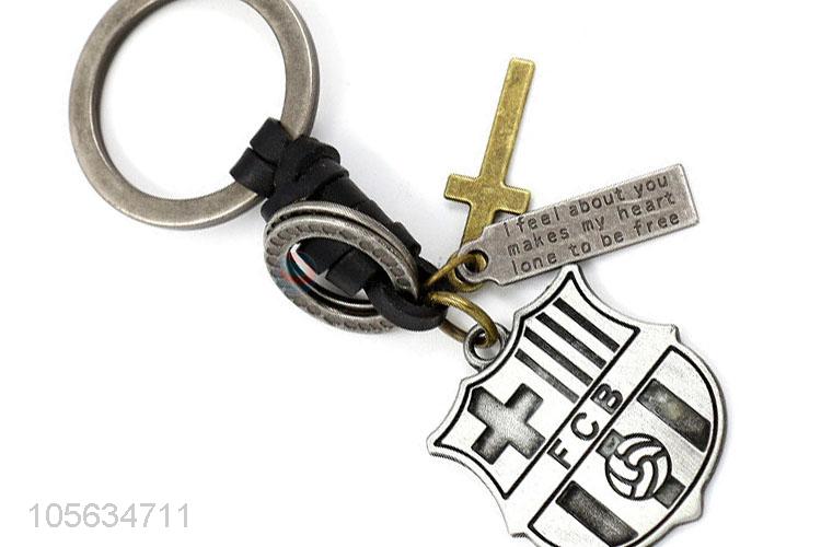 Good quality men vintage matte zinc alloy FCB sign shape key ring key chain