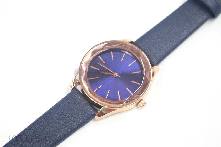 Modern Style Alloy Watche With PU  Leather Watchband