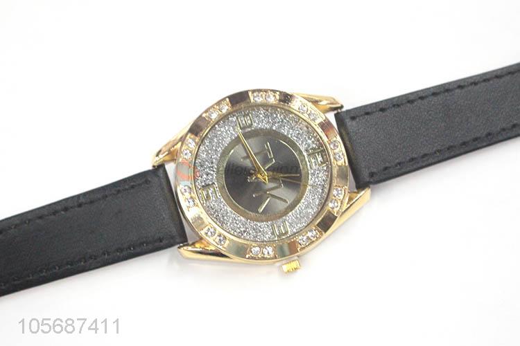 Exquisite PU  Leather Watchband Alloy Watch For Women