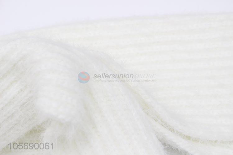 Wholesale Cheap White Knitted Woman Warm Scarf