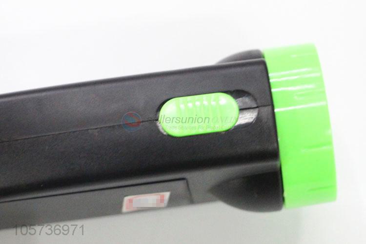 Best Price Plastic Battery Flashlight Portable Handlamp