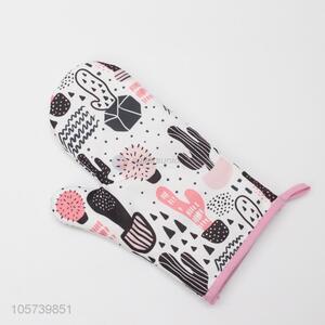 Fashion Style Cactus Pattern Baking Glove Non-slip Heatproof Mitts