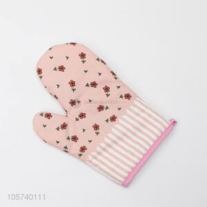 China Manufacturer Flower Pattern Non-slip Glove Thickening for Kitchen Cooking