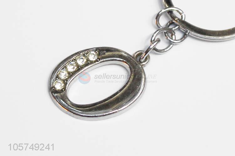 Wholesale custom letter O shape zinc alloy keyrings metal key chain