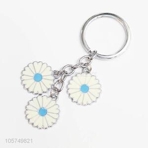 High sales daisy shape zinc alloy key chains enamel metal keyrings