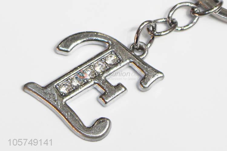 Professional suppliers letter E shape zinc alloy keyrings metal key chain