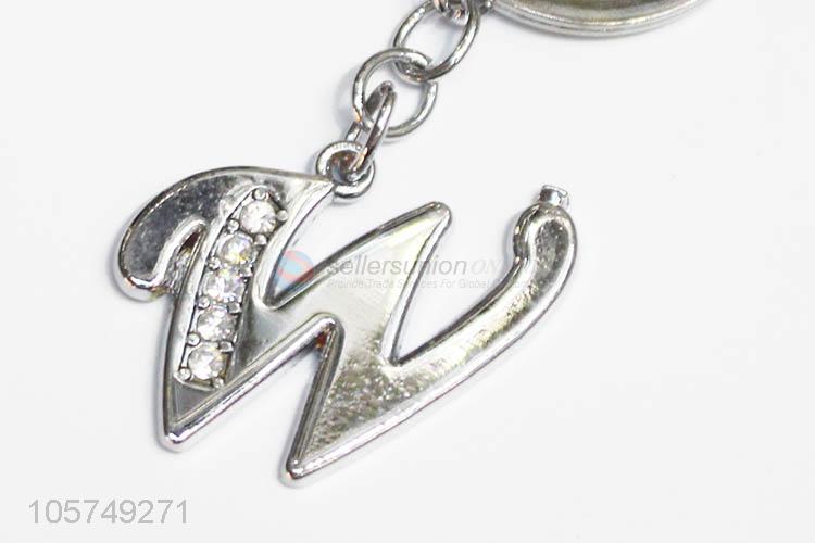 Direct factory supply letter W shape zinc alloy key chains metal keyrings