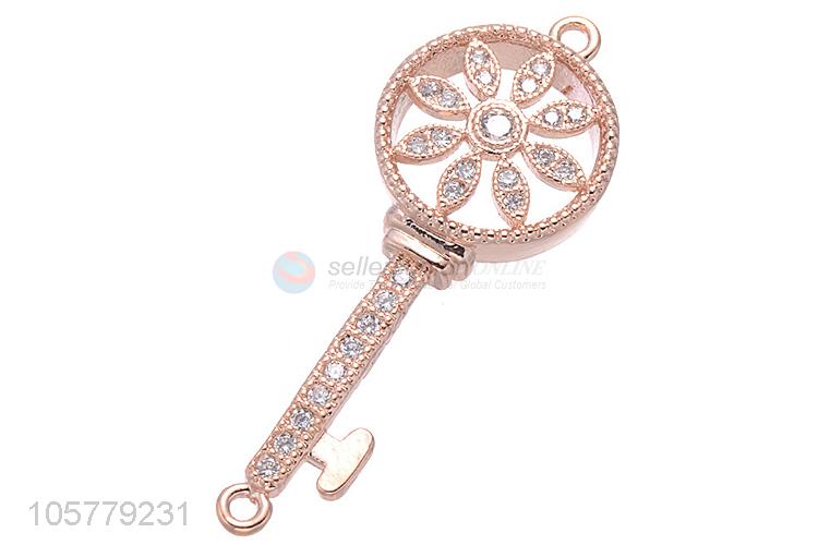 Wholesale Copper Key Shape Inlay Zircon Pendant For Necklace