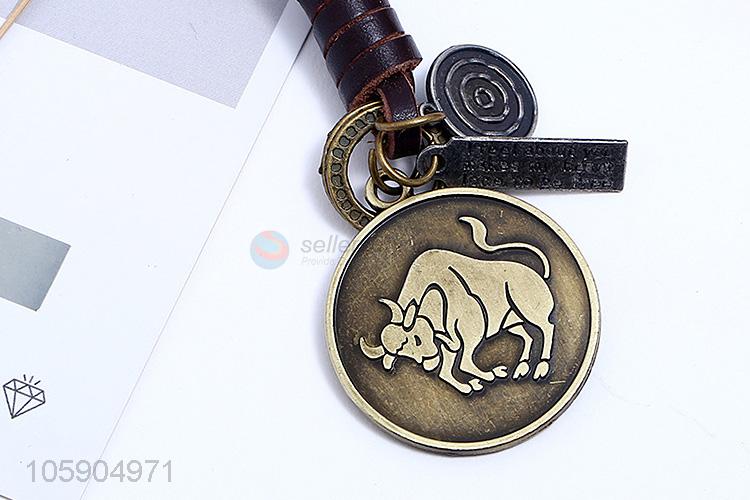 China suppliers retro alloy taurus pendant weaving leather key chain