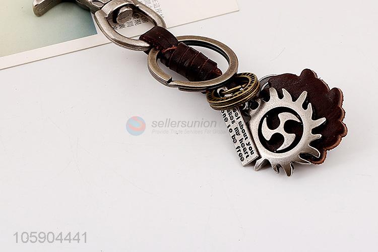 Hot products personalized alloy pendant retro wheel leather key chain