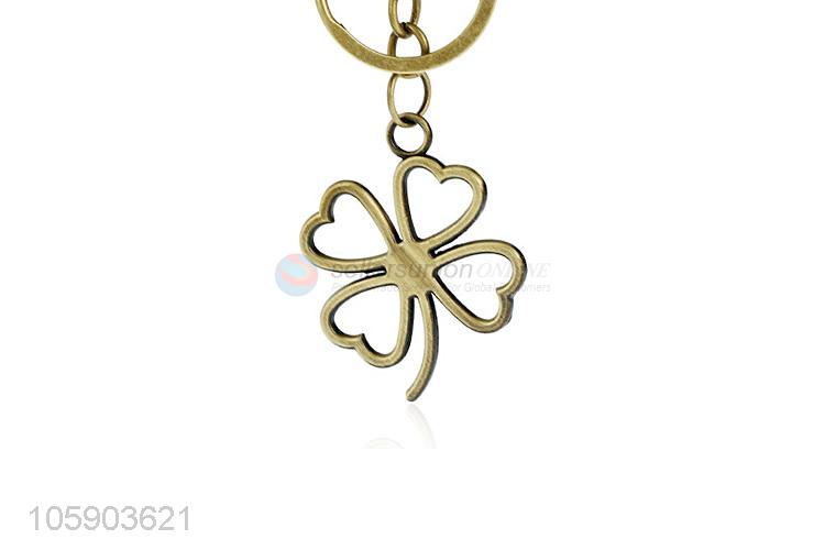 High sales key chain with retro four-leaf clover charms