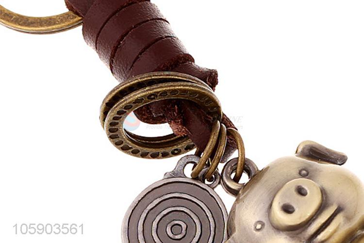 Factory sales personalized alloy pendant retro pig leather key chain