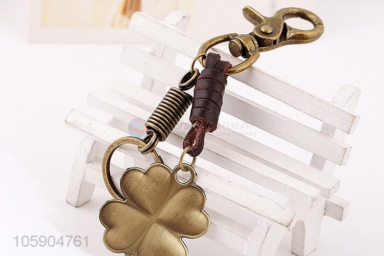 Delicate personalized alloy pendant retro four-leaf clover leather key chain