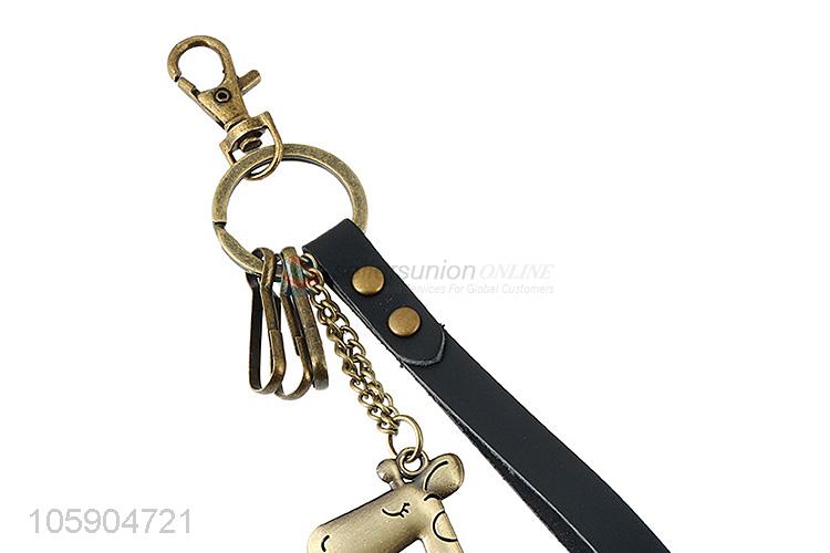 Popular design personalized alloy pendant retro giraffe leather key chain