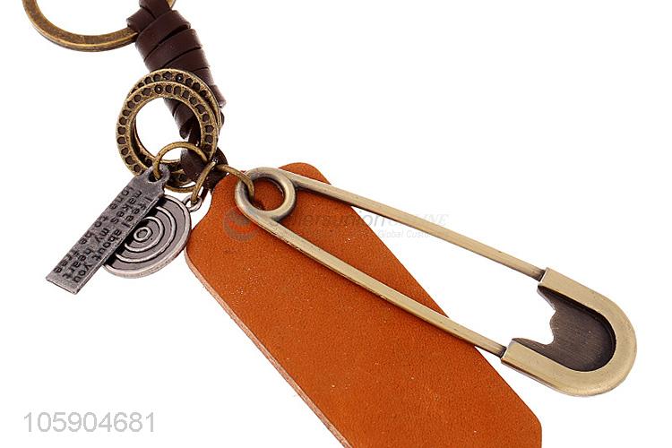 Factory promotional personalized alloy pendant retro safety pin leather key chain