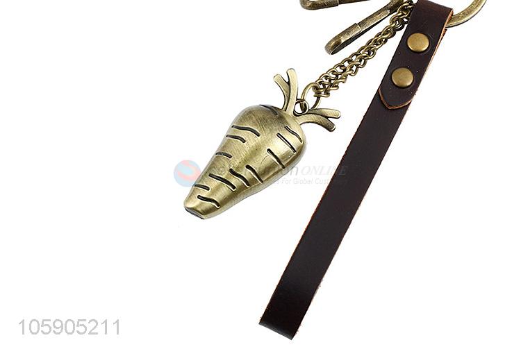 Latest design retro alloy carrot pendant leather key chain