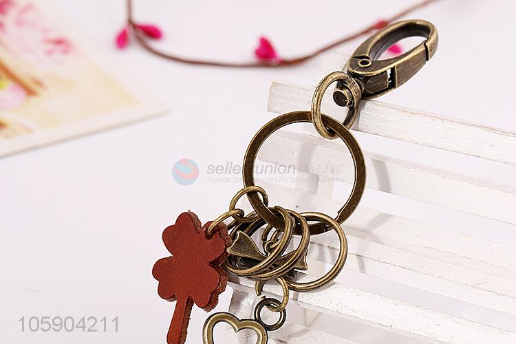 Latest design retro alloy four-leaf clover pendant leather key chain