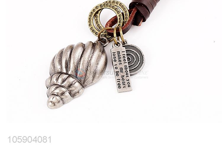 Low price personalized alloy pendant retro shell leather key chain