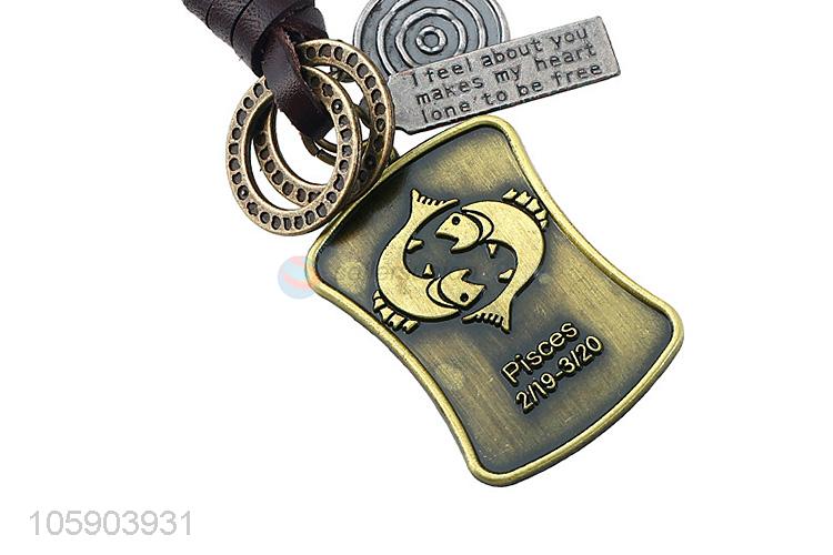 Best quality retro alloy shield pendant weaving leather key chain