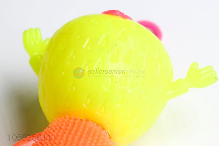 Yiwu factory kids TPR puffer ball spiky long-legged strawberry ball