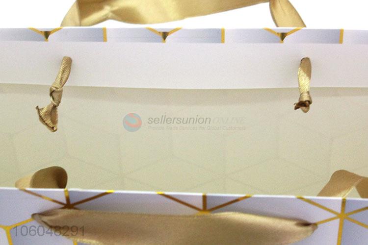 New Style Paper Gift Bag Fashion Present Bag