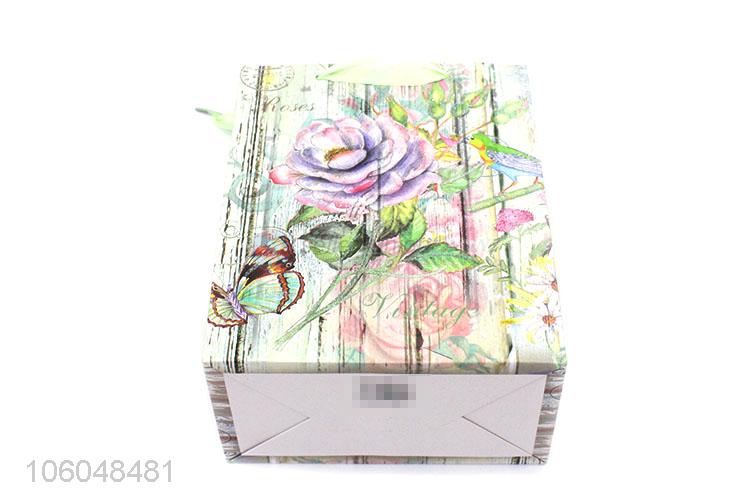 Wholesale Beautiful Flower Pattern Paper Gift Bag