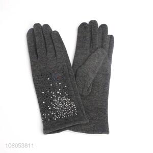 Unique Design Winter Touch Screen Gloves Ladies Warm Gloves