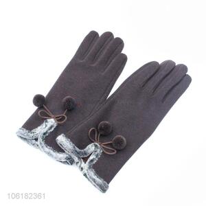 Popular Winter Warm Gloves With Small Pompon