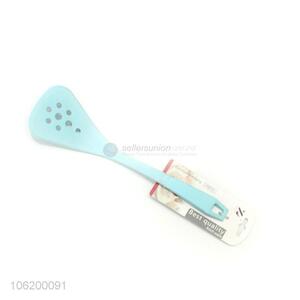 Hot Selling Kitchen Utensil Silicone Leakage Shovel For Home