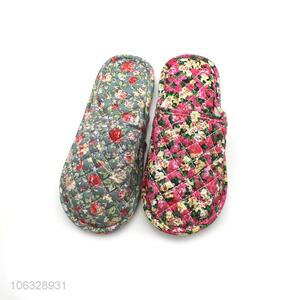 Factory Sales Printed Cotton Colth Closed Toe Home Slipper