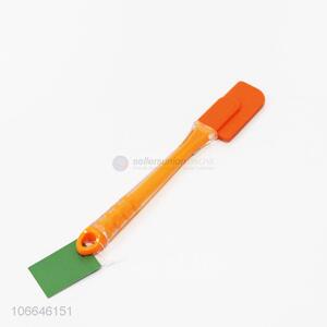 Superior quality kitchen accessories silicone scraper knife for baking