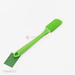 New design kitchen accessories silicone scraper knife for baking