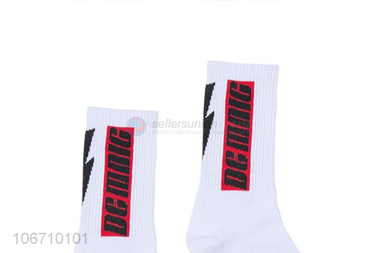 New Fashion Knitted Mid-Calf Crew Socks Men Cotton Socks