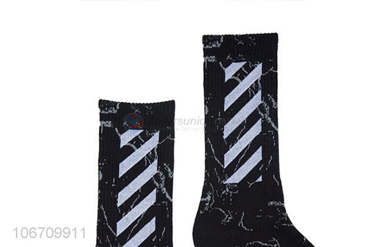 Good Quality Mid-Calf Length Sock Men Comfortable Socks