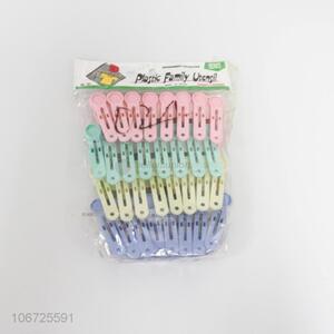 China OEM 32pcs plastic clothes pegs