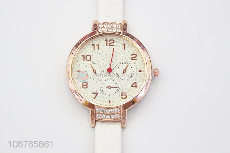 Best Sale PU Watchband Watch Cheap Ladies Wristwatch