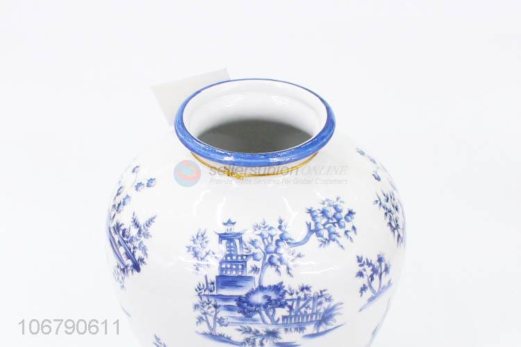 Custom Chinese Style Ceramic Jar Blue And White Porcelain Crafts