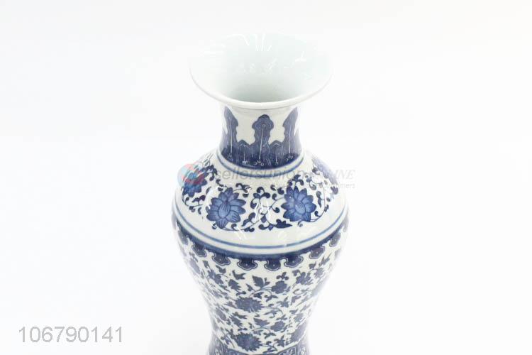 Classic Design Decorative Crafts Blue And White Porcelain Vase